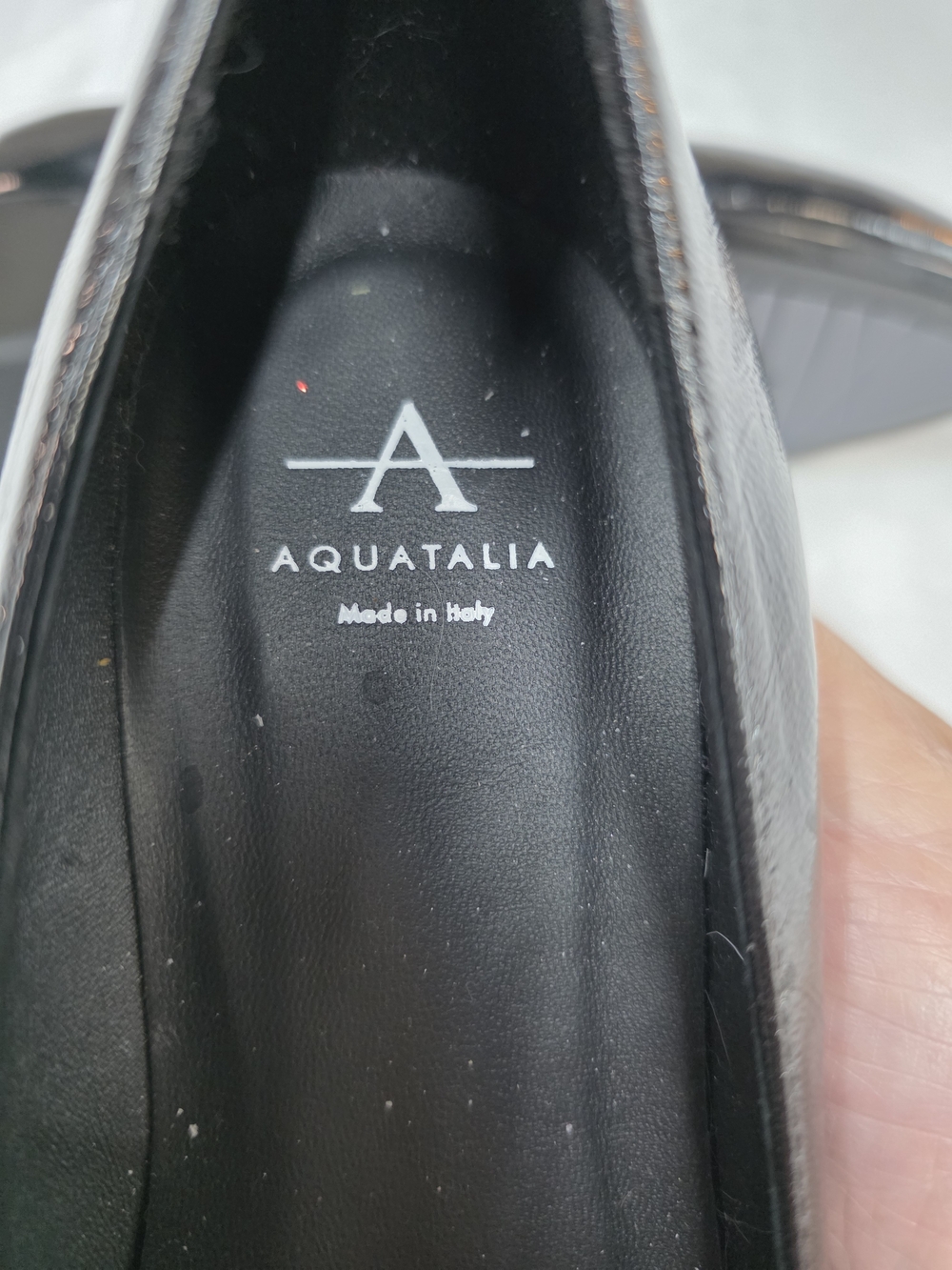 Aquatalia Black Pointed-Toe Low Block Heel Pumps Made In Italy - Picture 6 of 7